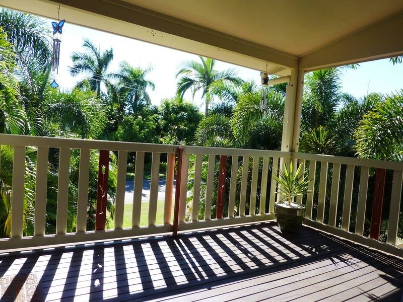 6 Allambie Court (not Lane), Kelso QLD 4815