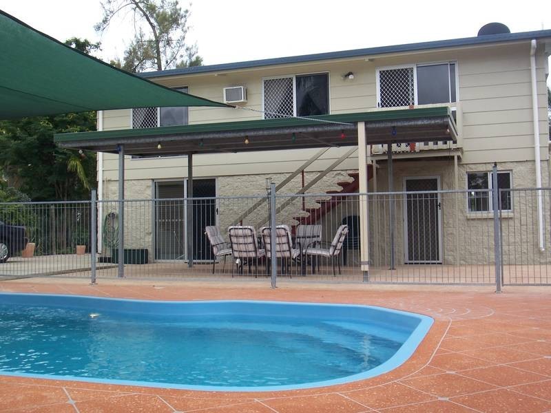 6 Allambie Court (not Lane), Kelso QLD 4815