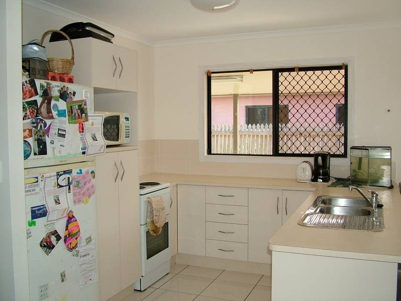 7 Bellamy Street, Rasmussen QLD 4815