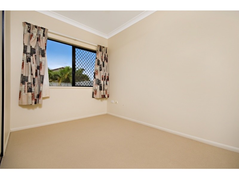30 Squires Ct, Kirwan QLD 4817