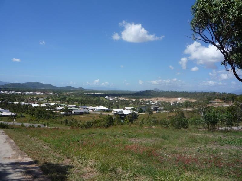 78 Goicochea Drive, Bushland Beach QLD 4818