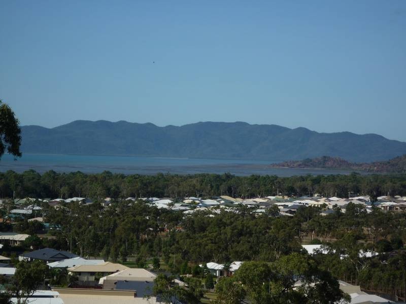 78 Goicochea Drive, Bushland Beach QLD 4818