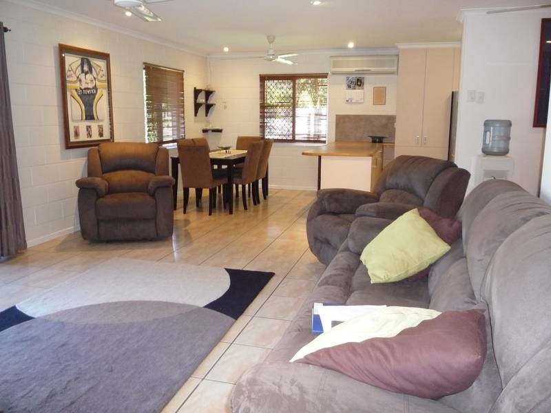 5 Hasson Street, Kirwan QLD 4817