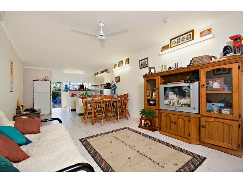 8 Silky Oak Street, Kirwan QLD 4817