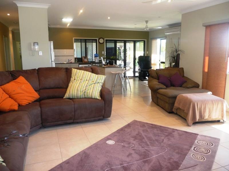 1 Logrunner Avenue, Bohle Plains QLD 4817