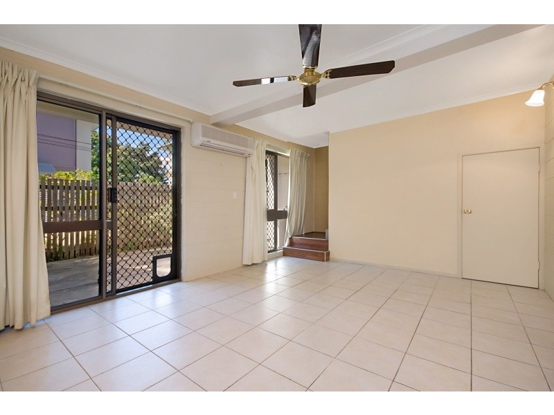 3/146 Queens Road, Hermit Park QLD 4812