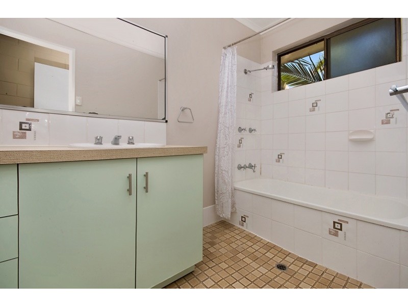 3/146 Queens Road, Hermit Park QLD 4812