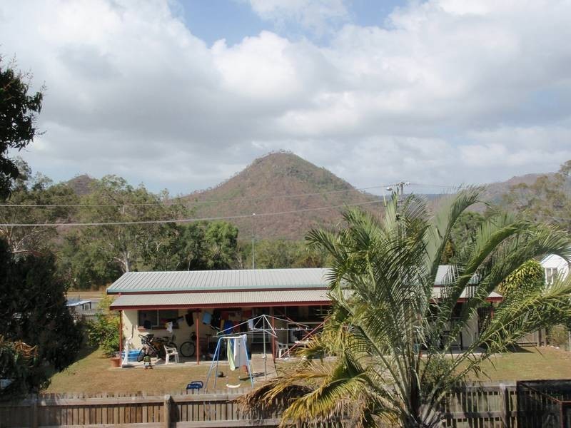 12 Koinonia Crt, Rasmussen QLD 4815