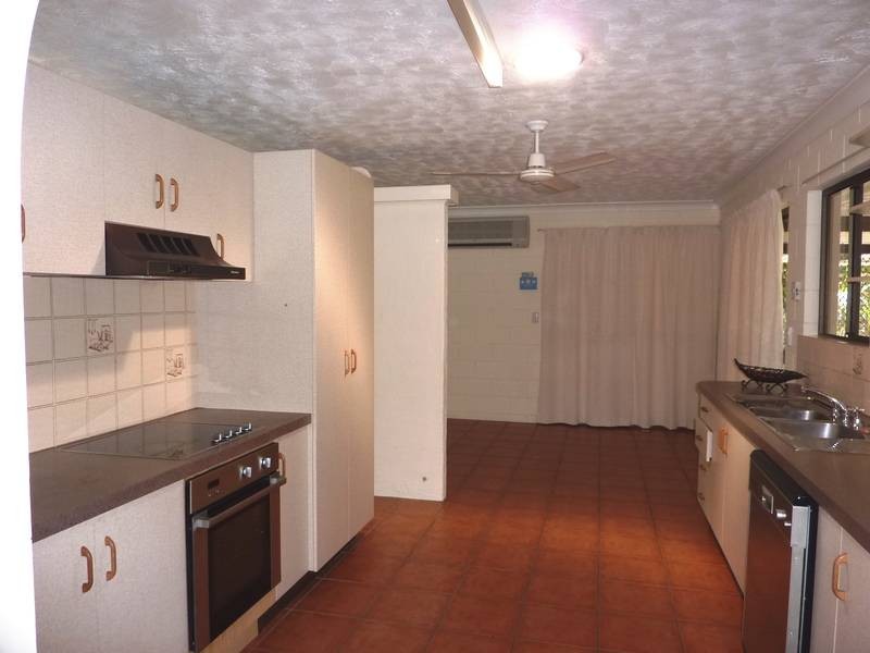 16 Jabiru Avenue, Condon QLD 4815