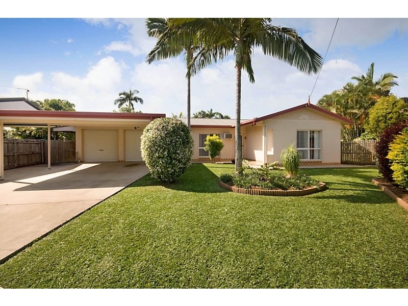 4 Katie Court, Rasmussen QLD 4815