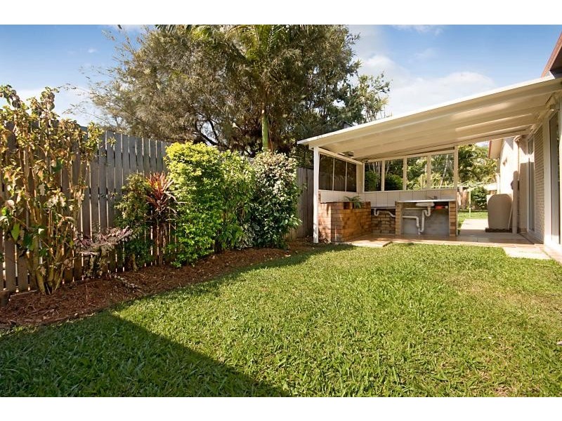 4 Katie Court, Rasmussen QLD 4815