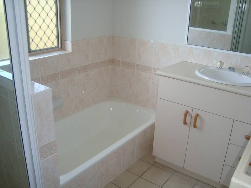 Railway Estate QLD 4810