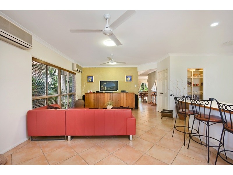 1 Escott Place, Annandale QLD 4814
