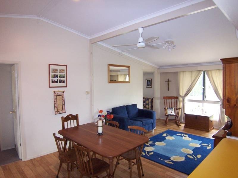 6. Allambie Court (not Lane), Kelso QLD 4815