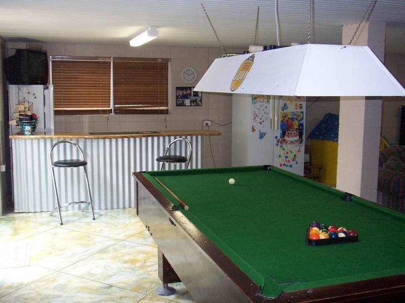 6. Allambie Court (not Lane), Kelso QLD 4815