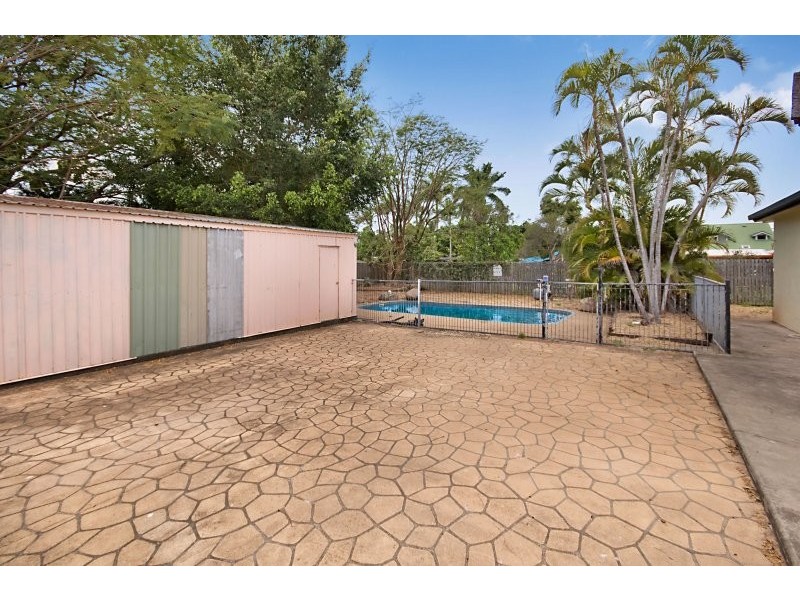 593 Ross River Road, Kirwan QLD 4817