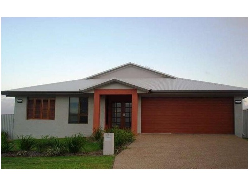 Bushland Beach QLD 4818