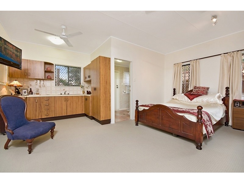 58 Lindsay Street, Rosslea QLD 4812