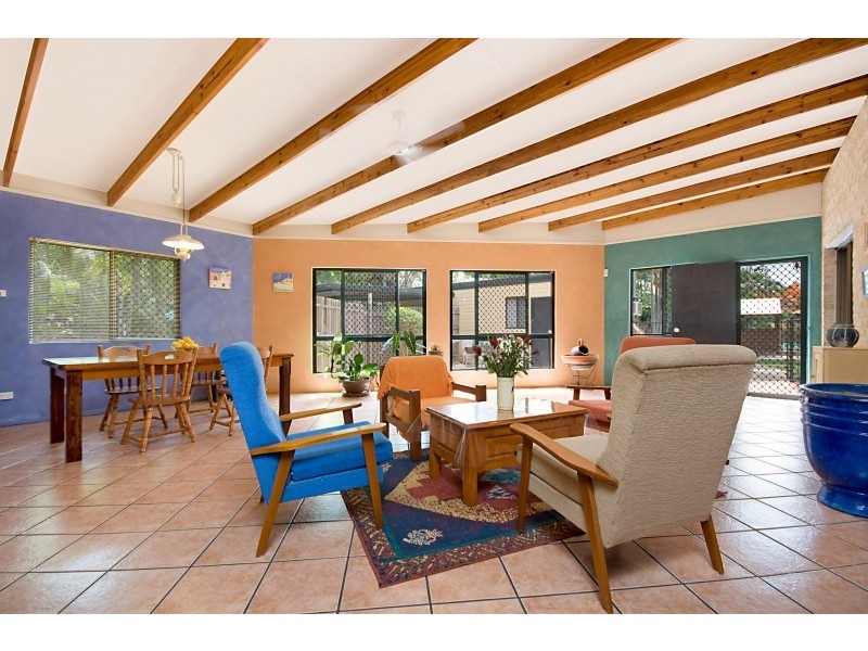 58 Lindsay Street, Rosslea QLD 4812