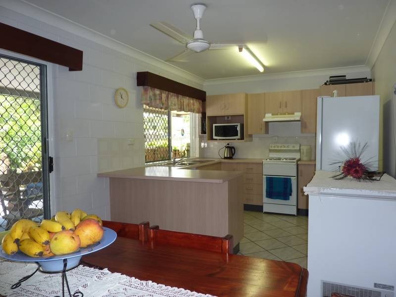 6 Samuel Court, Burdell QLD 4818