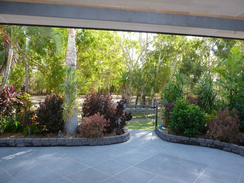 6 Samuel Court, Burdell QLD 4818