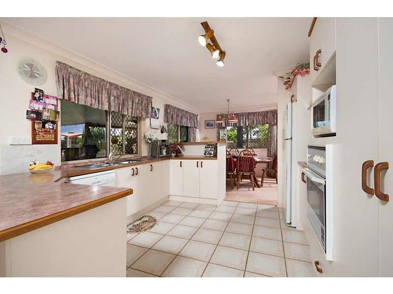 25. Avon Ave, Kirwan QLD 4817