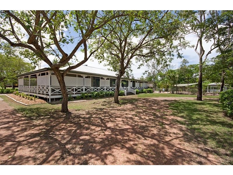 3 Connemara Course, Kelso QLD 4815