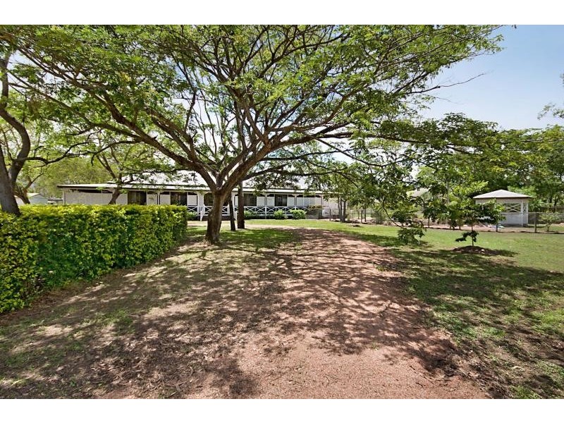 3 Connemara Course, Kelso QLD 4815