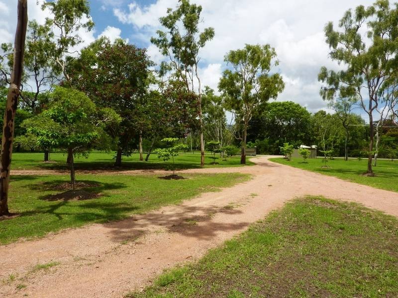3 Connemara Course, Kelso QLD 4815