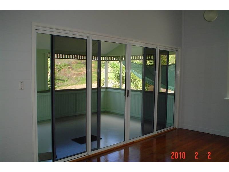 West End QLD 4810