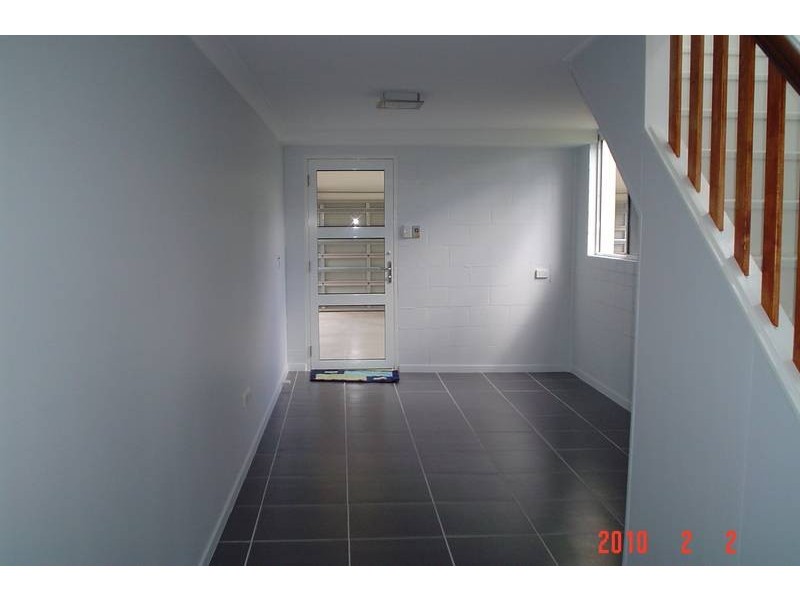 West End QLD 4810
