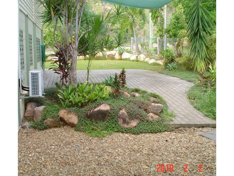 West End QLD 4810