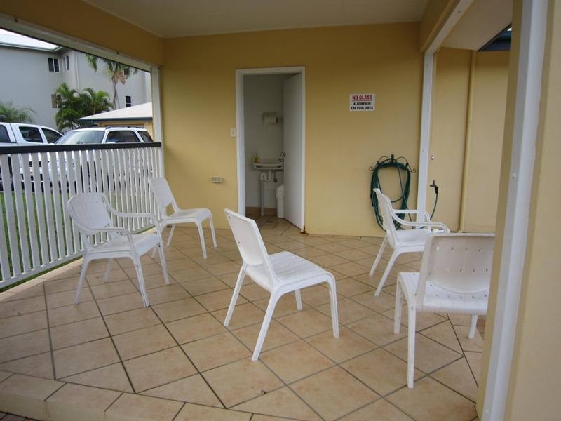 2/22-24 Martinez Avenue, Townsville QLD 4810