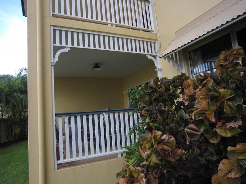 2/22-24 Martinez Avenue, Townsville QLD 4810