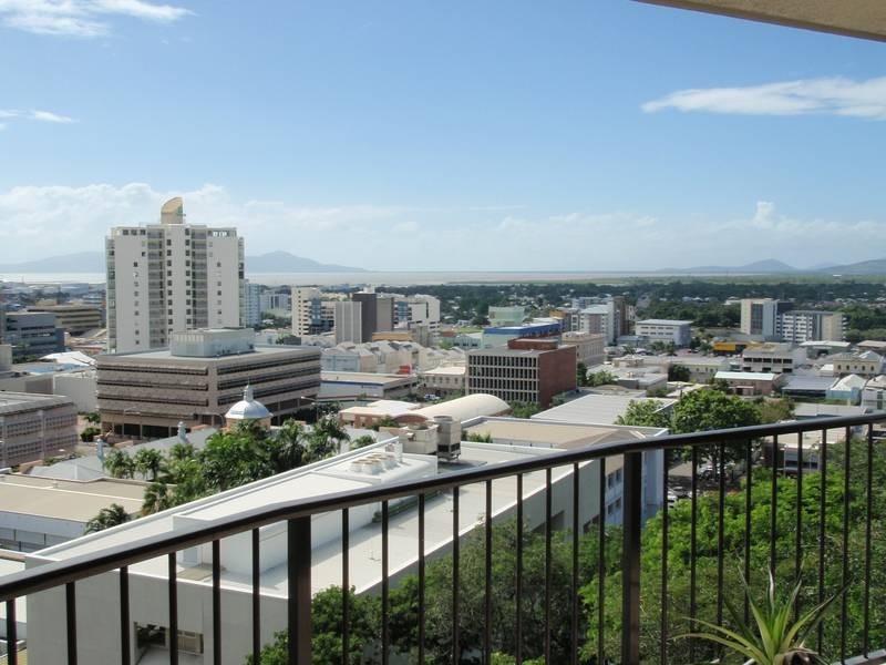28/209 Wills Street, Townsville QLD 4810