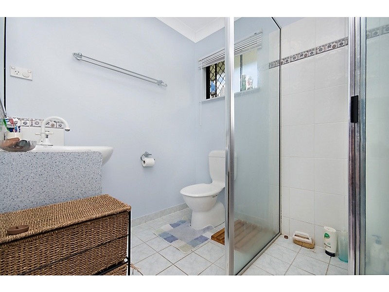 54 Crestbrook Drive, Mount Louisa QLD 4814