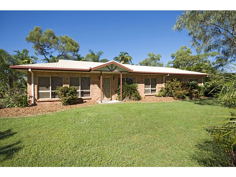 5 Bahama Court, Mount Low QLD 4818
