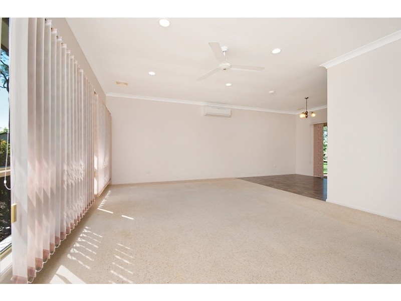 5 Bahama Court, Mount Low QLD 4818