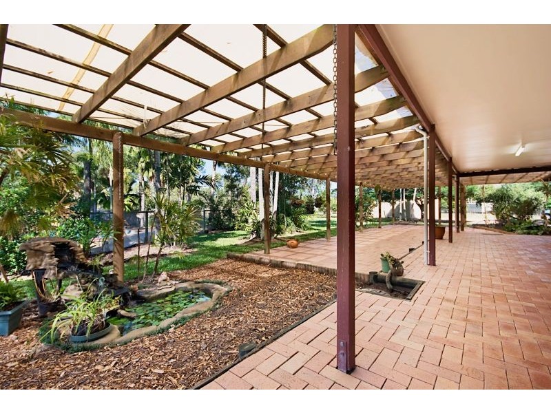 5 Bahama Court, Mount Low QLD 4818