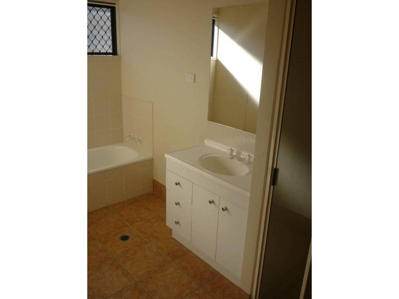 Kirwan QLD 4817