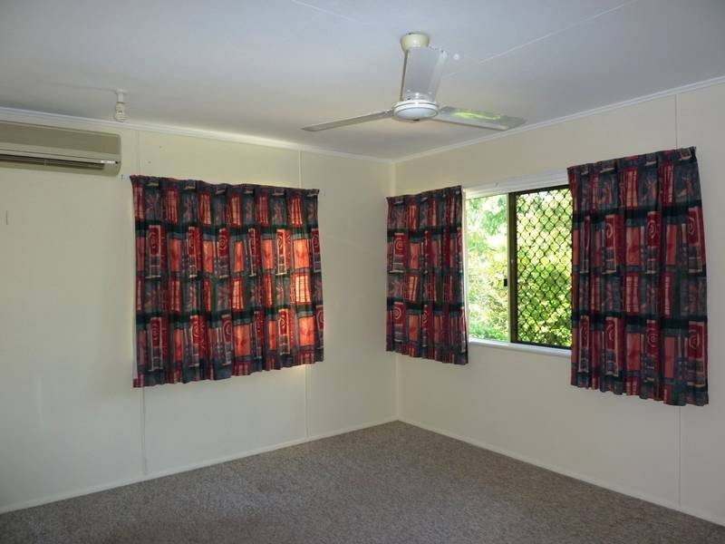 15 Canara Street, Cranbrook QLD 4814