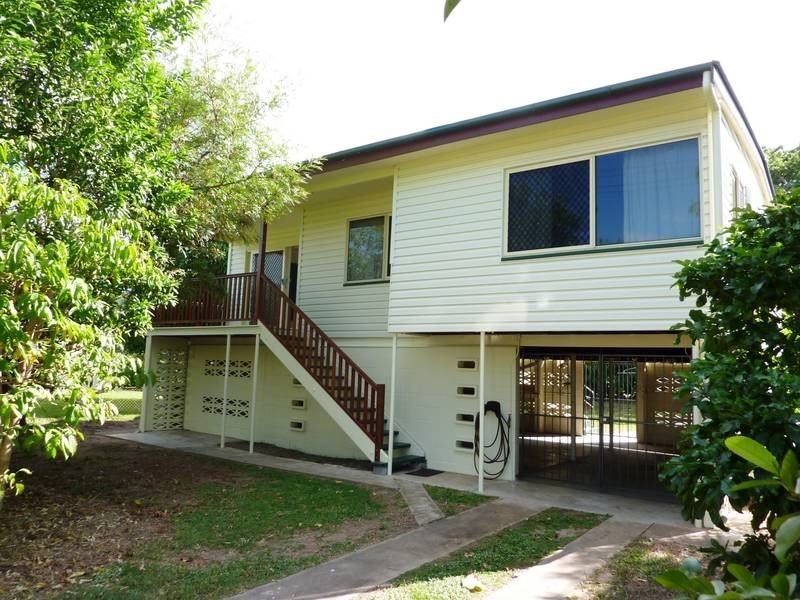 15 Canara Street, Cranbrook QLD 4814