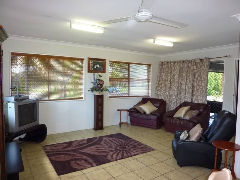 13 Poplar Street, Kirwan QLD 4817