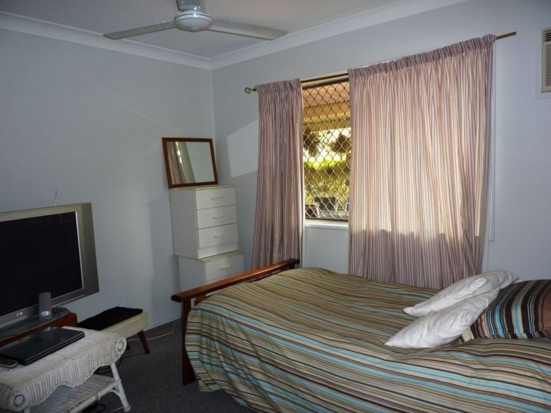 13 Poplar Street, Kirwan QLD 4817