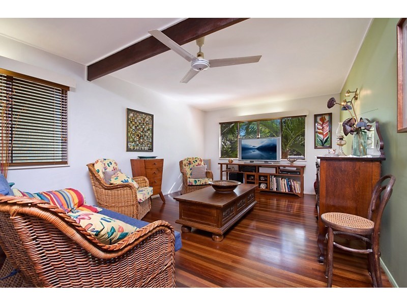 16 Wentworth Avenue, Mundingburra QLD 4812