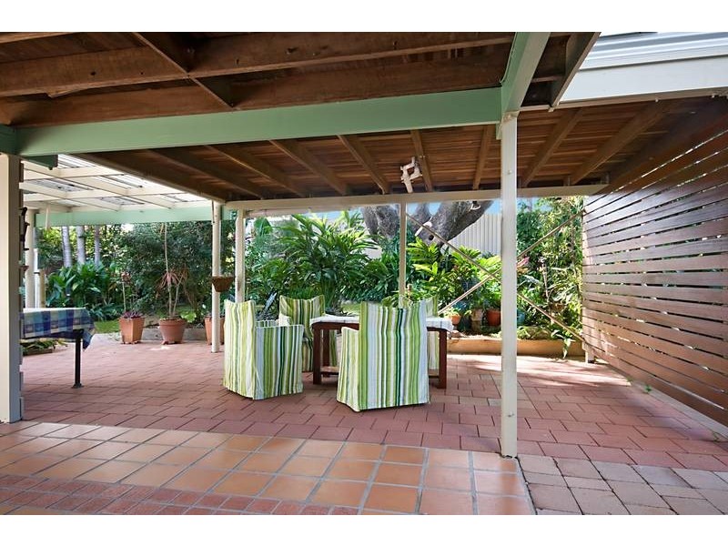 16 Wentworth Avenue, Mundingburra QLD 4812