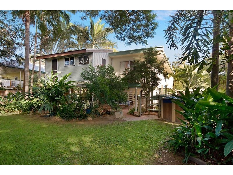 16 Wentworth Avenue, Mundingburra QLD 4812