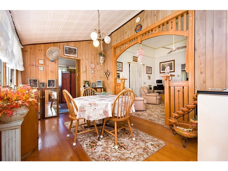 18 Norris Street, Hermit Park QLD 4812