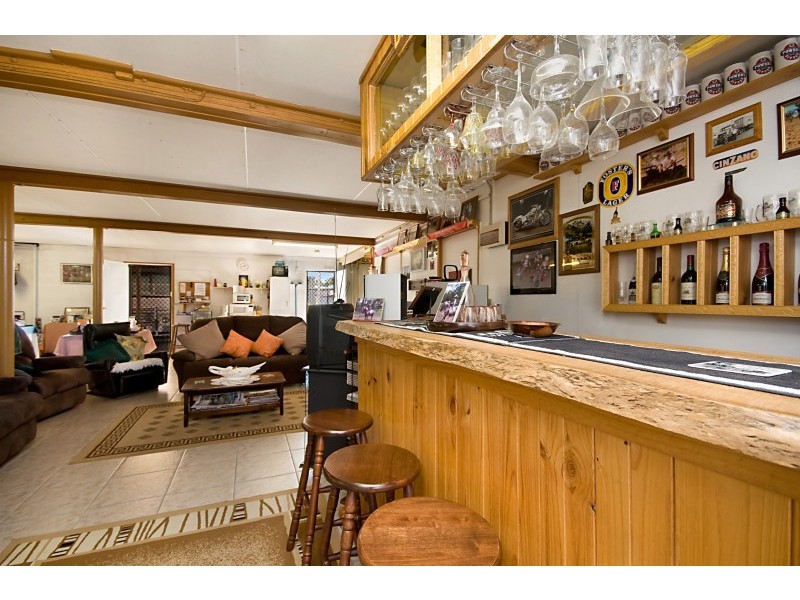 18 Norris Street, Hermit Park QLD 4812