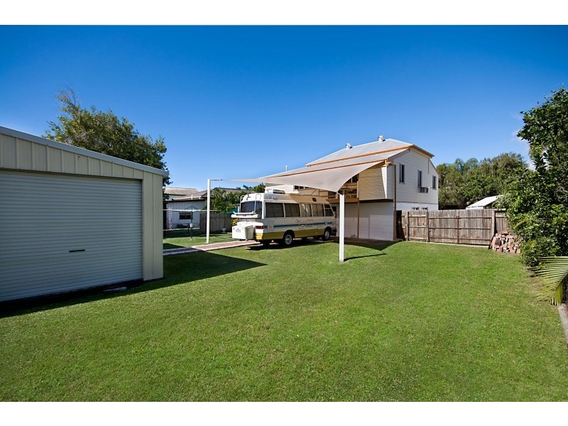 18 Norris Street, Hermit Park QLD 4812